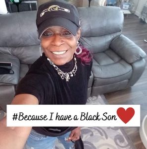 Meet your Posher, Juanita